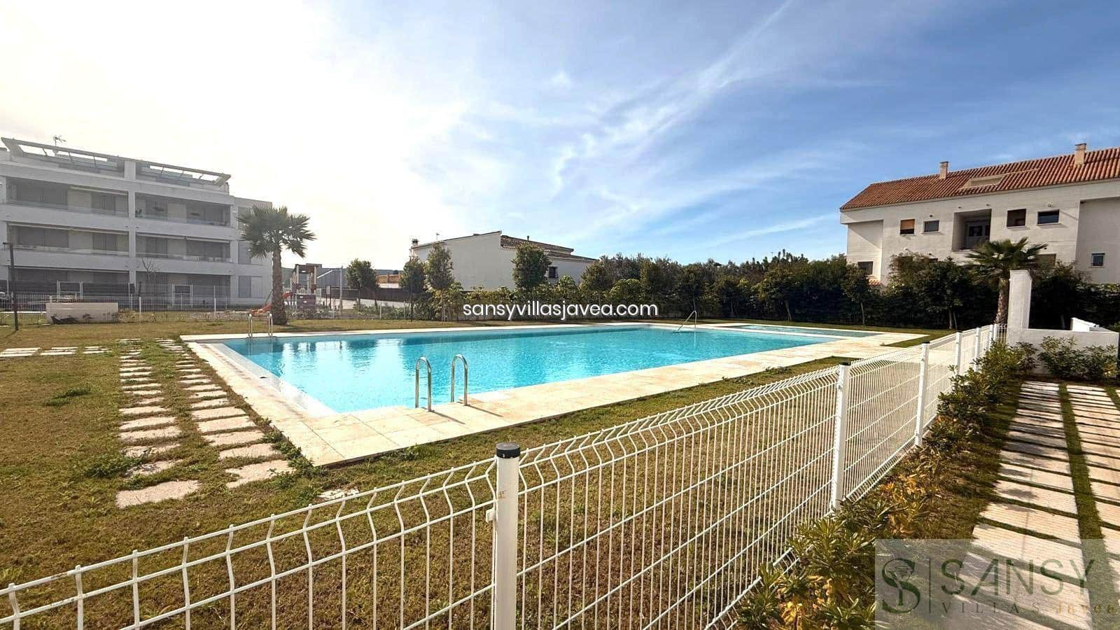 Apartamento de 3 habitaciones en Javea / Xàbia en alquiler con piscina garaje - 1.600 € (Ref: 9047188)