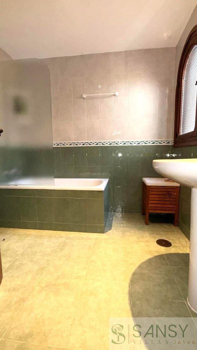 6 makuuhuone Huvila myytävänä paikassa Javea / Xabia mukana uima-altaan 
autotalli - 850 000 € (Ref: 9047190)