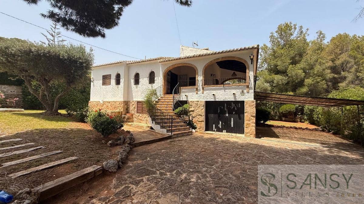 6 makuuhuone Huvila myytävänä paikassa Javea / Xabia mukana uima-altaan 
autotalli - 850 000 € (Ref: 9047190)