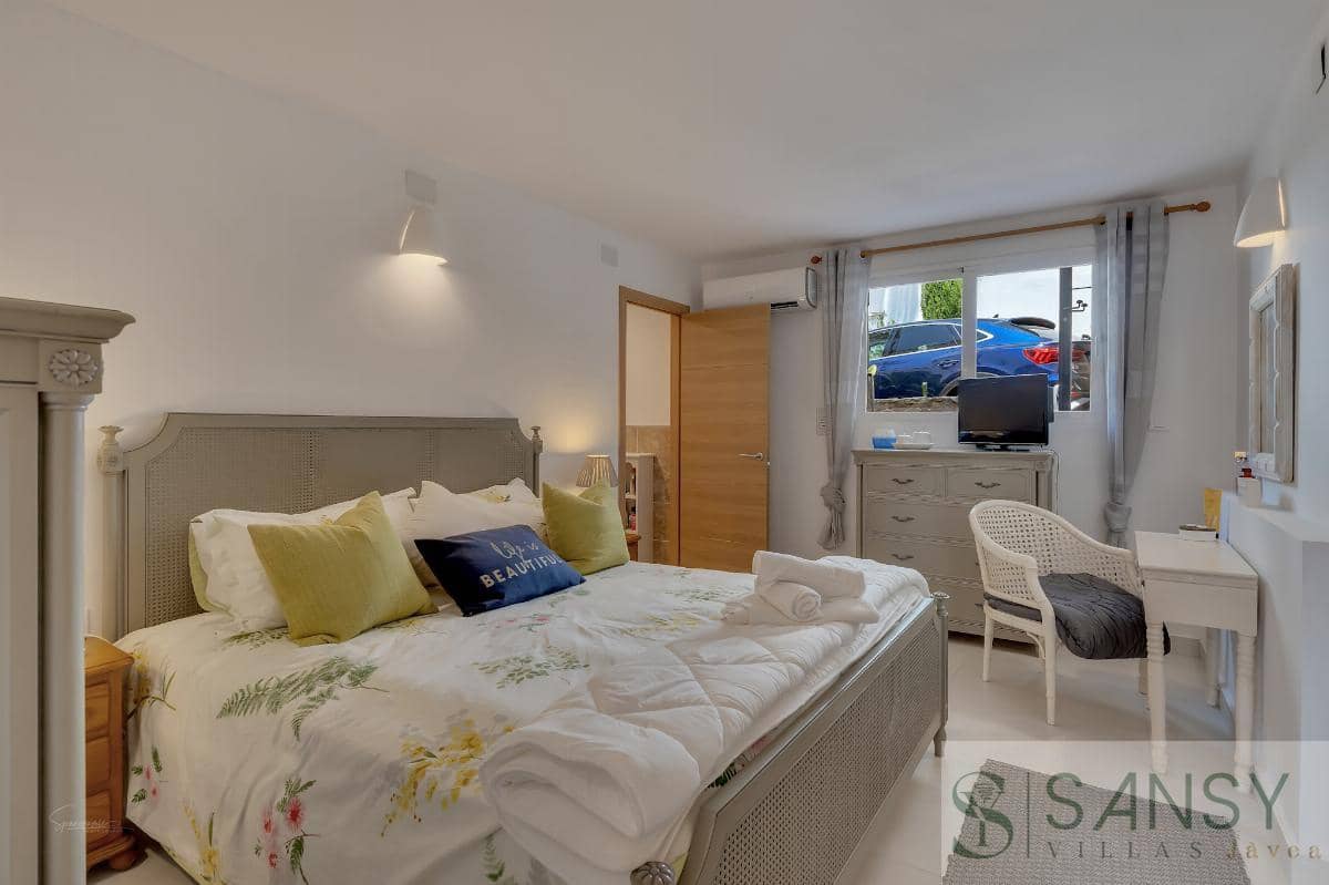 5 soveværelse Villa til salg i Javea / Xabia med swimmingpool - € 895.000 (Ref: 9068381)