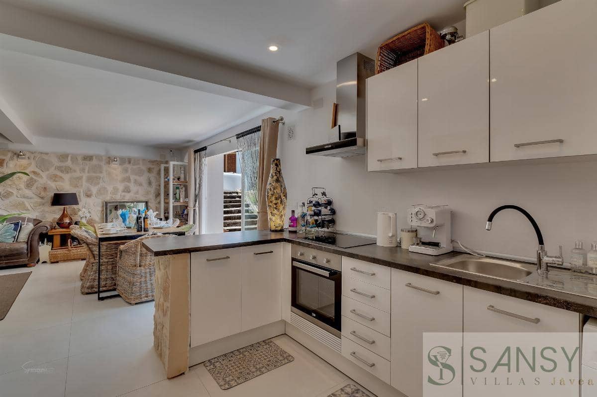 5 soveværelse Villa til salg i Javea / Xabia med swimmingpool - € 895.000 (Ref: 9068381)