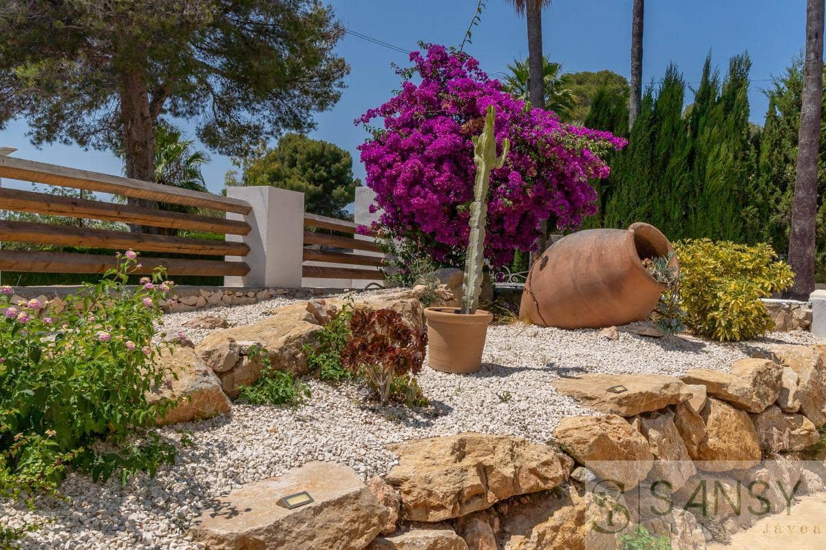 5 soveværelse Villa til salg i Javea / Xabia med swimmingpool - € 895.000 (Ref: 9068381)