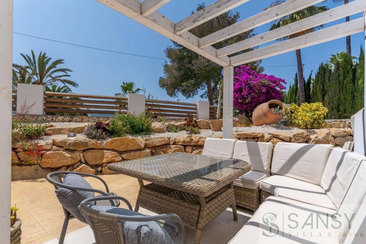 5 soveværelse Villa til salg i Javea / Xabia med swimmingpool - € 895.000 (Ref: 9068381)