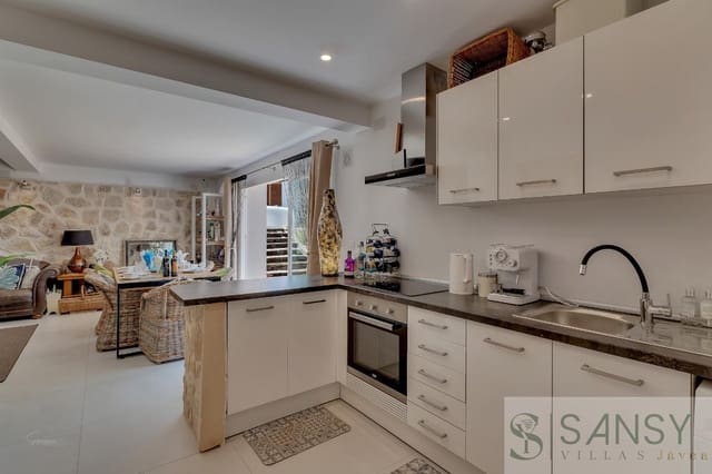 5 soveværelse Villa til salg i Partides comunes - Adsubia, Javea / Xàbia med swimmingpool - € 895.000 (Ref: 9068381)