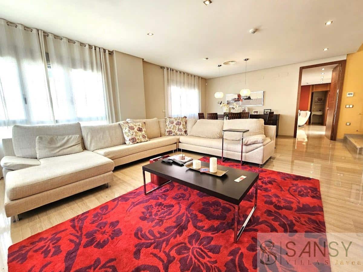 4 soveværelse Byhus til salg i Gandia med garage - € 340.000 (Ref: 9068382)