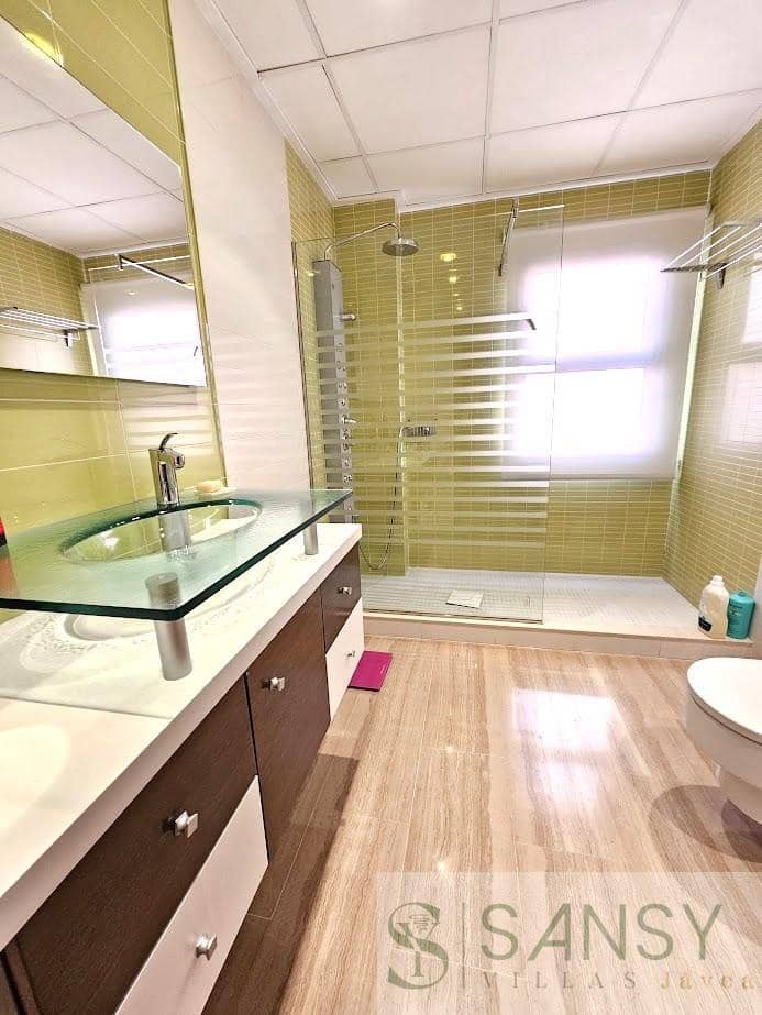 4 soveværelse Byhus til salg i Gandia med garage - € 340.000 (Ref: 9068382)