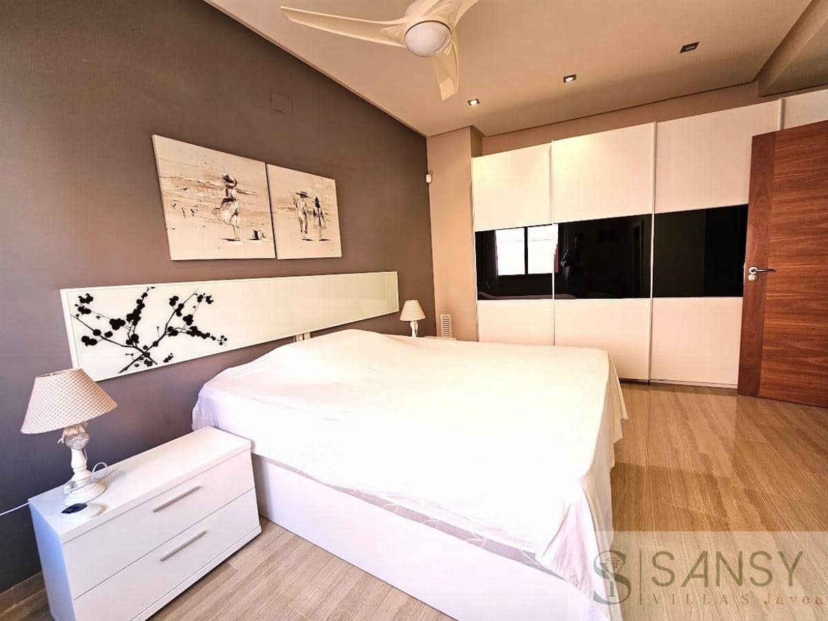 4 soveværelse Byhus til salg i Gandia med garage - € 340.000 (Ref: 9068382)