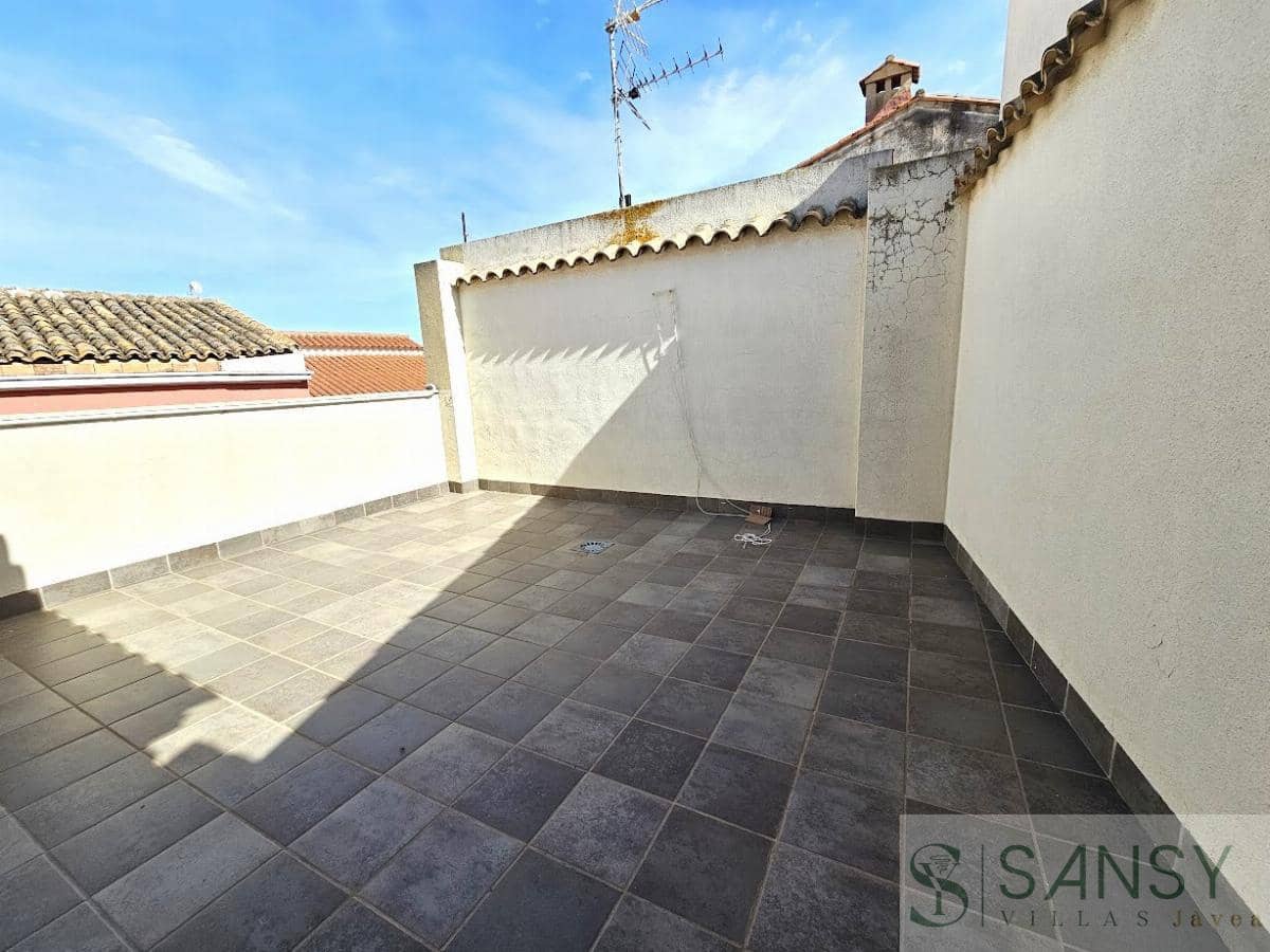 4 soveværelse Byhus til salg i Gandia med garage - € 340.000 (Ref: 9068382)