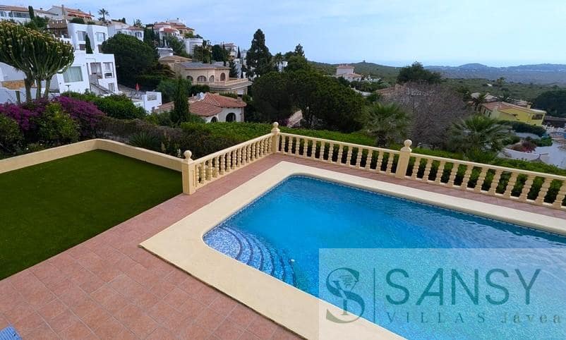 3 Zimmer Villa zu verkaufen in Cumbre del Sol mit Pool - 525.000 € (Ref: 9094842)