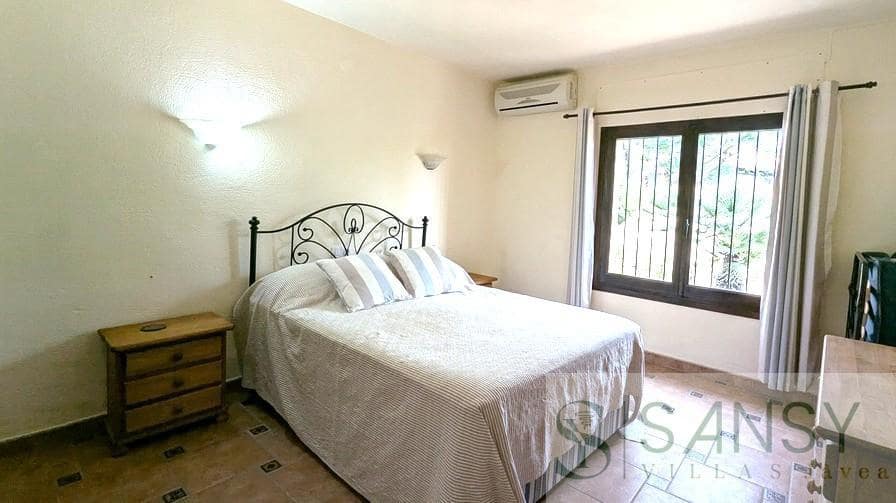 3 Zimmer Villa zu verkaufen in Cumbre del Sol mit Pool - 525.000 € (Ref: 9094842)