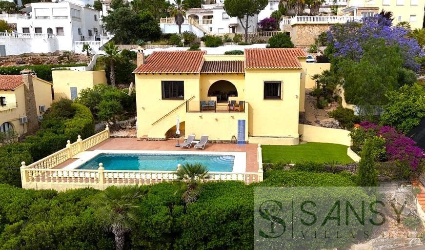 3 Zimmer Villa zu verkaufen in Cumbre del Sol mit Pool - 525.000 € (Ref: 9094842)
