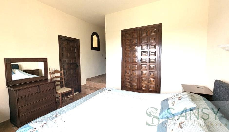 3 Zimmer Villa zu verkaufen in Cumbre del Sol mit Pool - 525.000 € (Ref: 9094842)