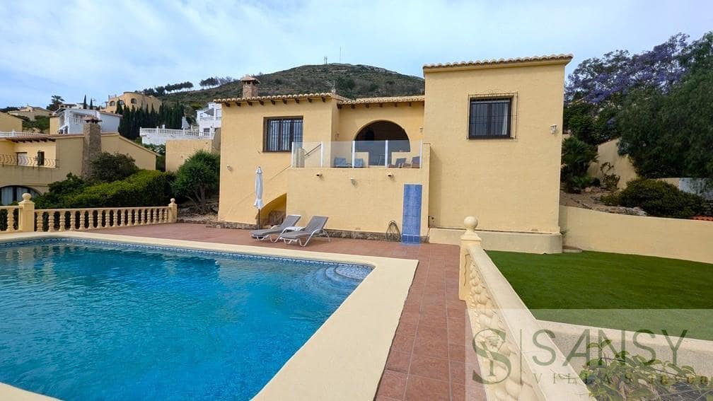 3 Zimmer Villa zu verkaufen in Cumbre del Sol mit Pool - 525.000 € (Ref: 9094842)