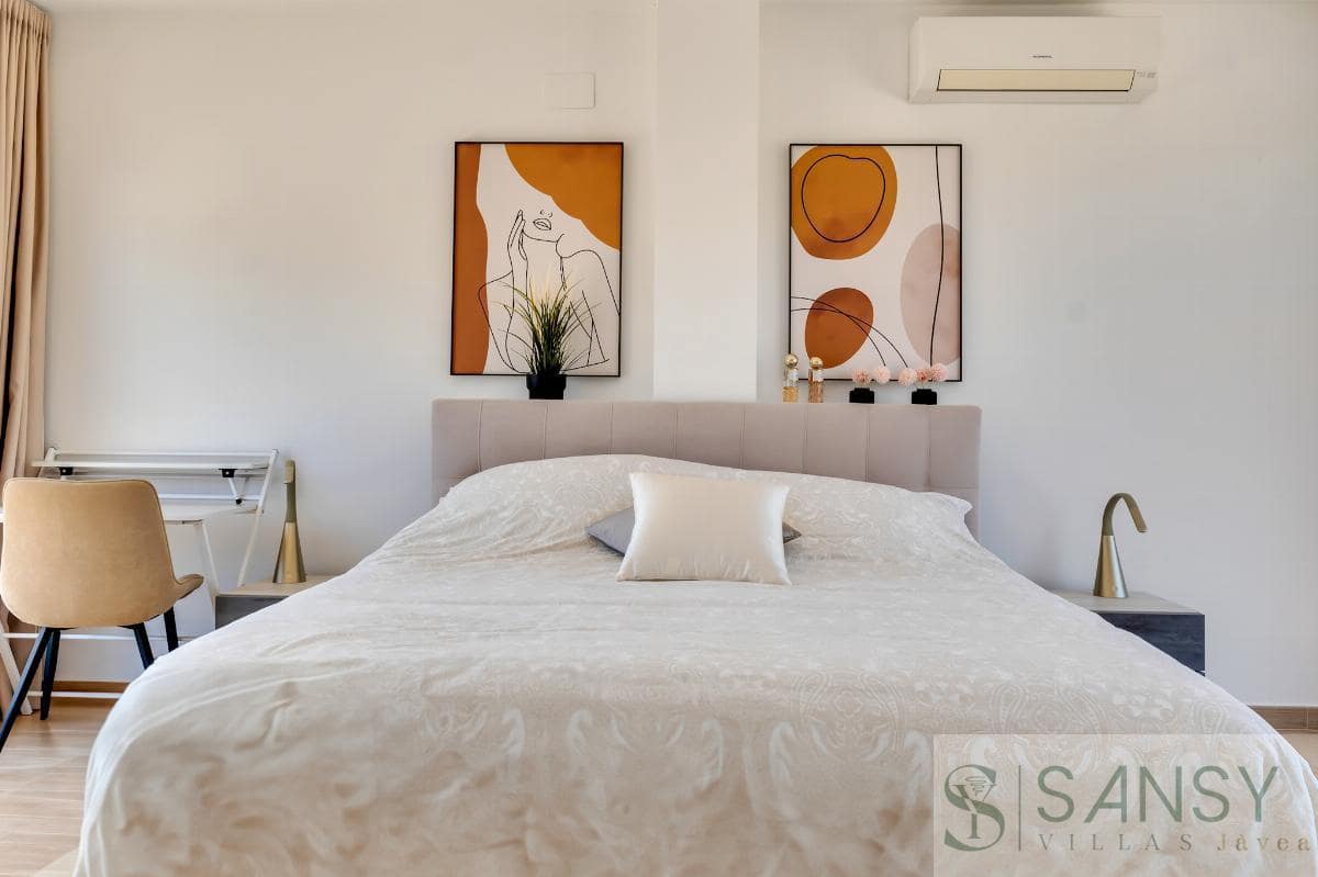 4 soveværelse Bungalow til salg i Javea / Xabia med swimmingpool garage - € 649.000 (Ref: 9094843)