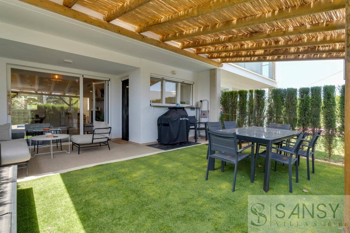 4 soveværelse Bungalow til salg i Javea / Xabia med swimmingpool garage - € 649.000 (Ref: 9094843)