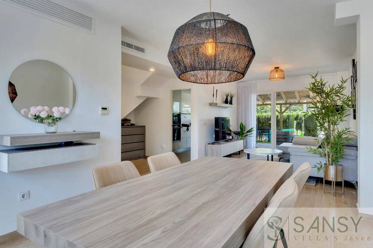 4 soveværelse Bungalow til salg i Javea / Xabia med swimmingpool garage - € 649.000 (Ref: 9094843)