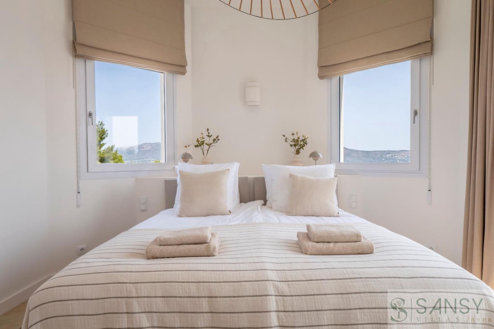 9 soveværelse Villa til salg i Javea / Xabia med swimmingpool garage - € 3.950.000 (Ref: 9111694)