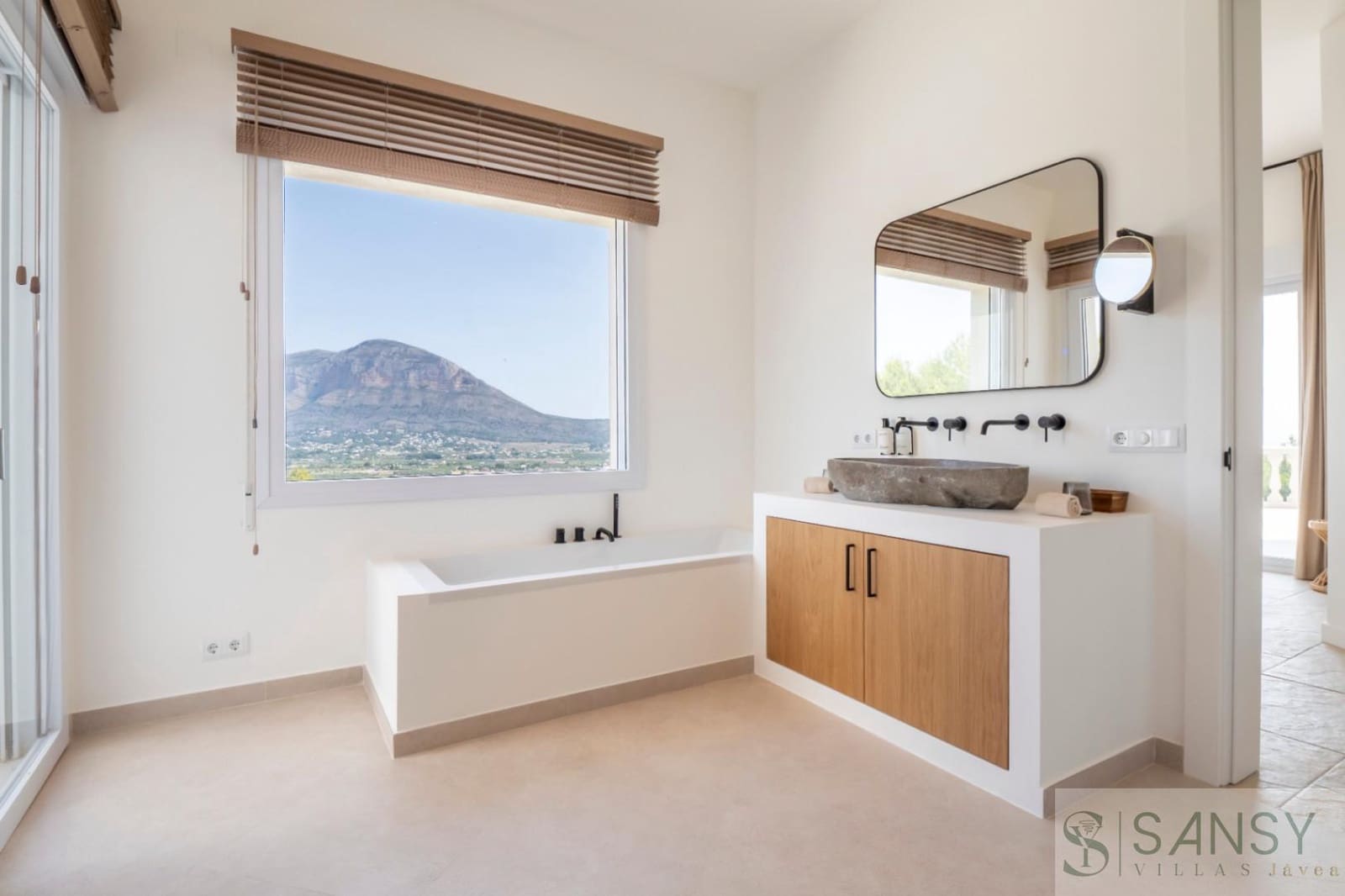 9 soveværelse Villa til salg i Javea / Xabia med swimmingpool garage - € 3.950.000 (Ref: 9111694)