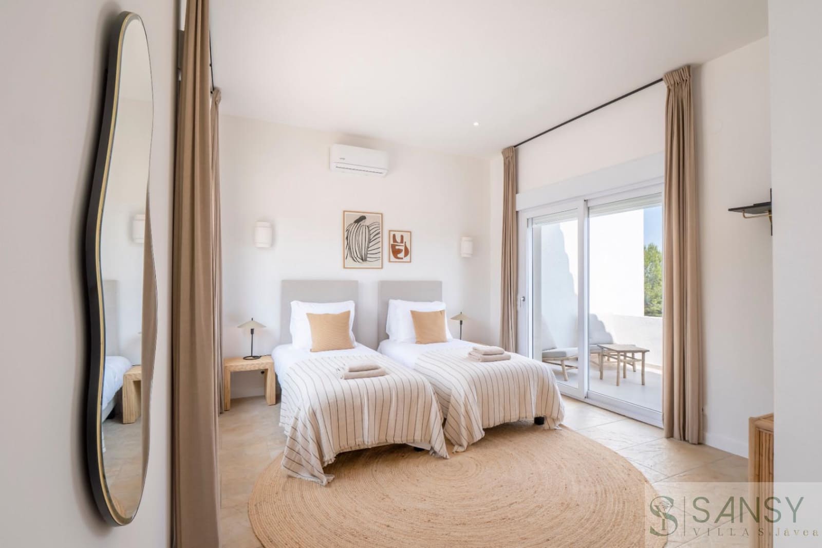 9 soveværelse Villa til salg i Javea / Xabia med swimmingpool garage - € 3.950.000 (Ref: 9111694)