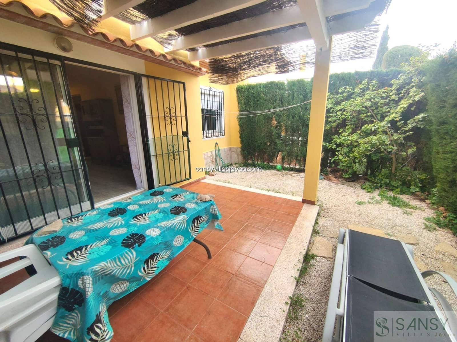 3 soverom Hus til leie i Denia med svømmebasseng garasje - € 1 100 (Ref: 9111695)