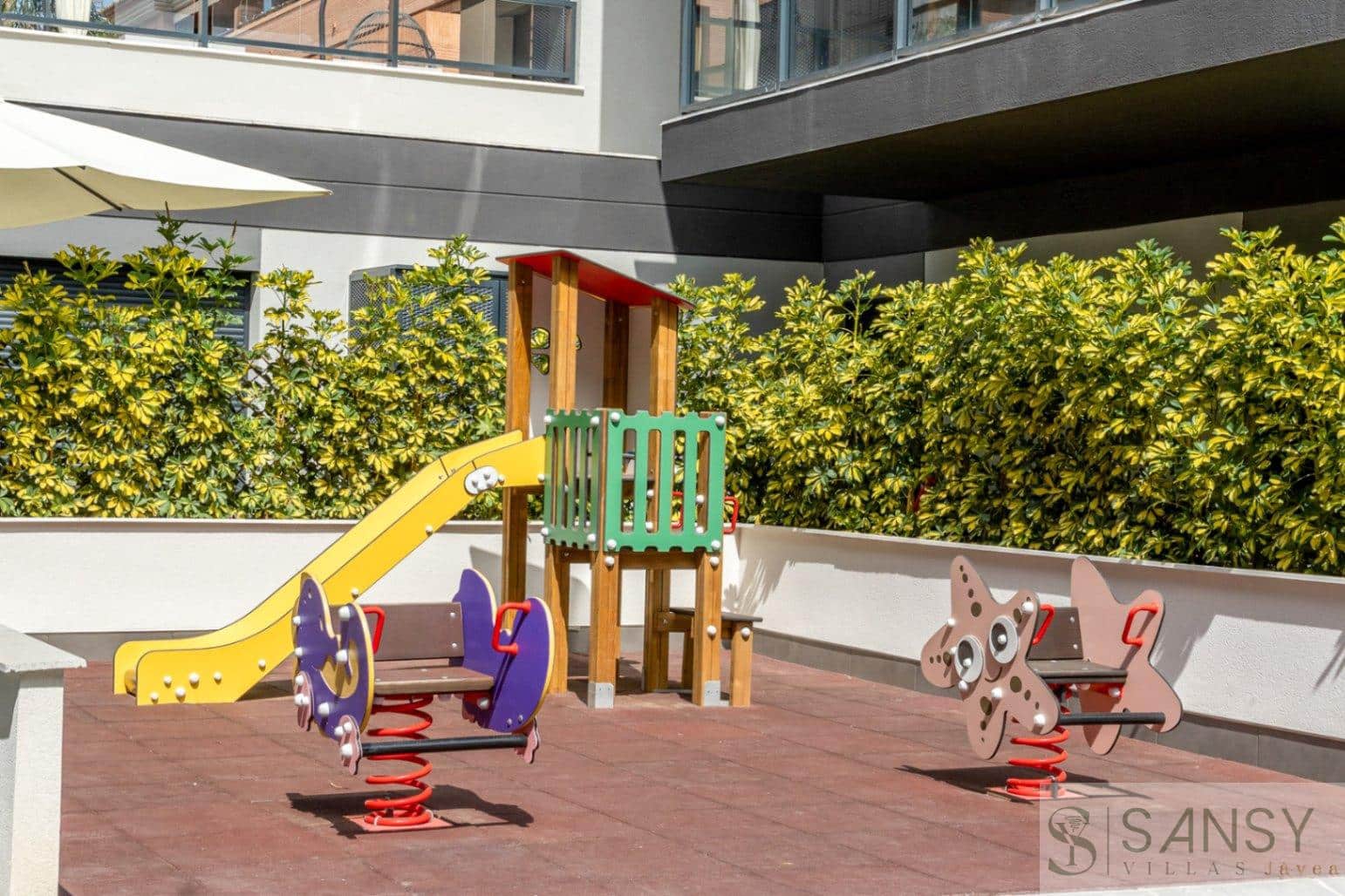 Apartamento de 3 habitaciones en Javea / Xàbia en venta con piscina garaje - 469.000 € (Ref: 9118443)