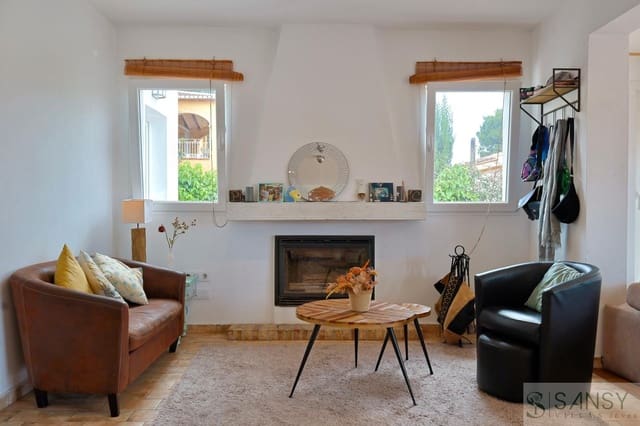 4 quarto Moradia para venda em Centro ciudad, Javea / Xàbia com piscina garagem - 675 000 € (Ref: 9118444)