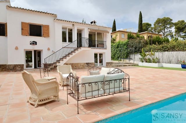 4 quarto Moradia para venda em Centro ciudad, Javea / Xàbia com piscina garagem - 675 000 € (Ref: 9118444)