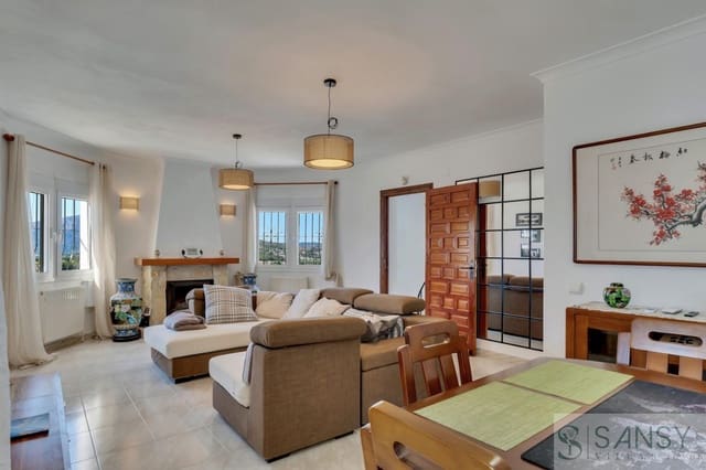 Chalet de 4 habitaciones en Cap Martí - El Tossalet - Pinomar, Javea / Xàbia en venta con piscina garaje - 890.000 € (Ref: 9118445)