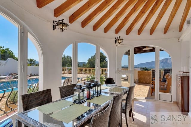 Chalet de 4 habitaciones en Cap Martí - El Tossalet - Pinomar, Javea / Xàbia en venta con piscina garaje - 890.000 € (Ref: 9118445)