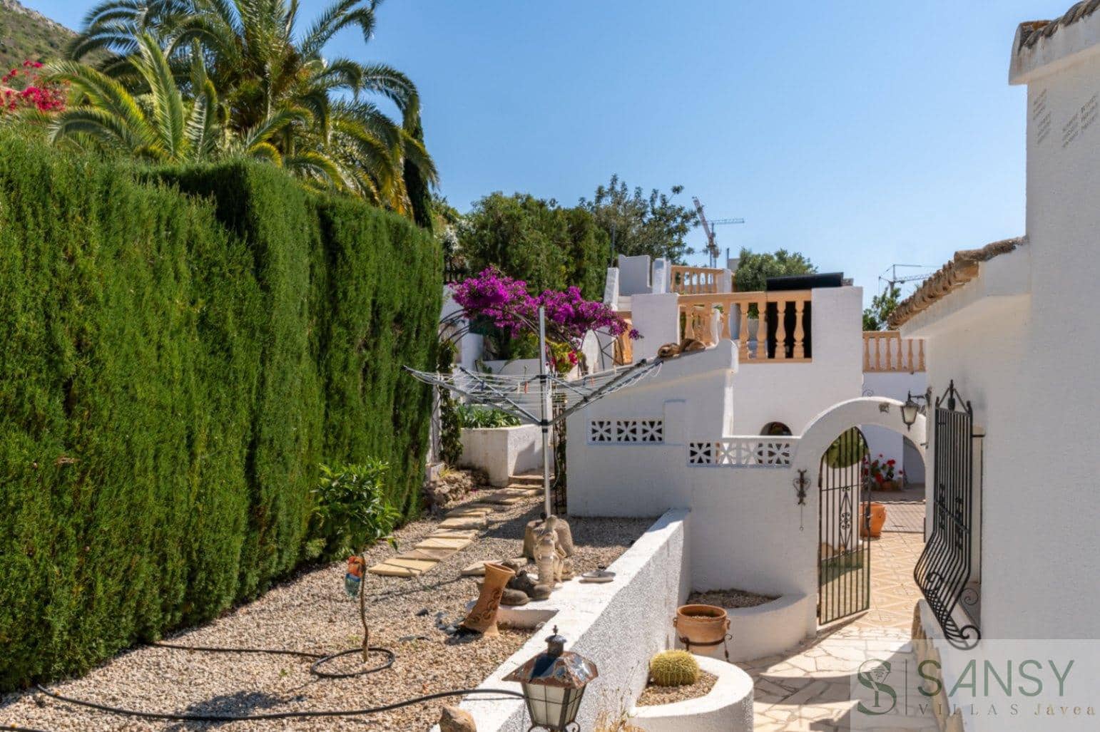 4 makuuhuone Huvila myytävänä paikassa Javea / Xabia mukana uima-altaan 
autotalli - 890 000 € (Ref: 9118445)