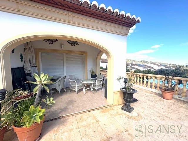 2 bedroom Bungalow for sale in Benitachell / Benitatxell with pool - € 299,000 (Ref: 9146614)