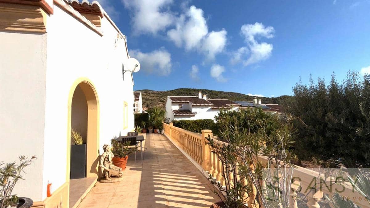 2 soveværelse Bungalow til salg i Benitachell / Benitatxell med swimmingpool - € 299.000 (Ref: 9146614)