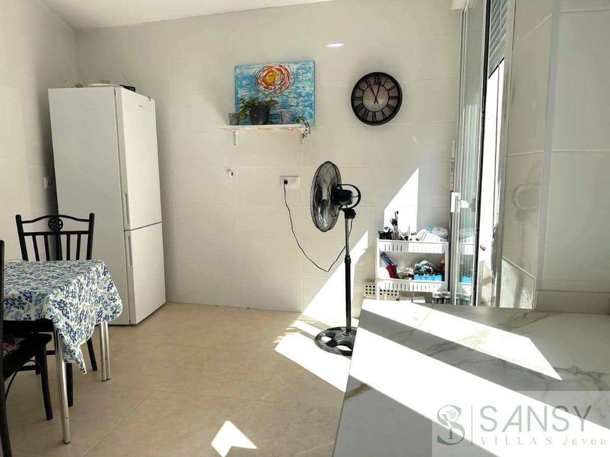 4 slaapkamer Halfvrijstaande villa te koop in Piles - € 146.000 (Ref: 9163306)