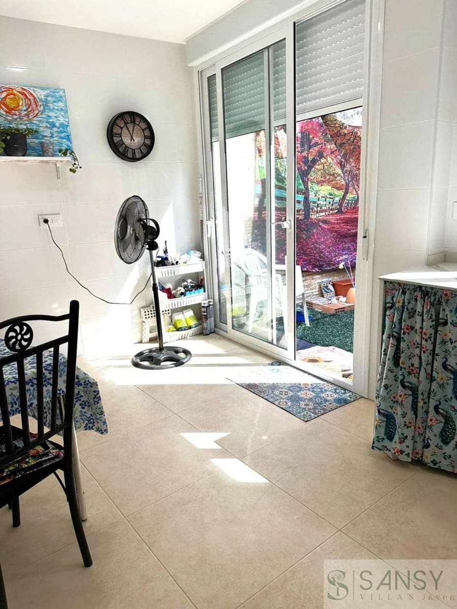 4 slaapkamer Halfvrijstaande villa te koop in Piles - € 146.000 (Ref: 9163306)