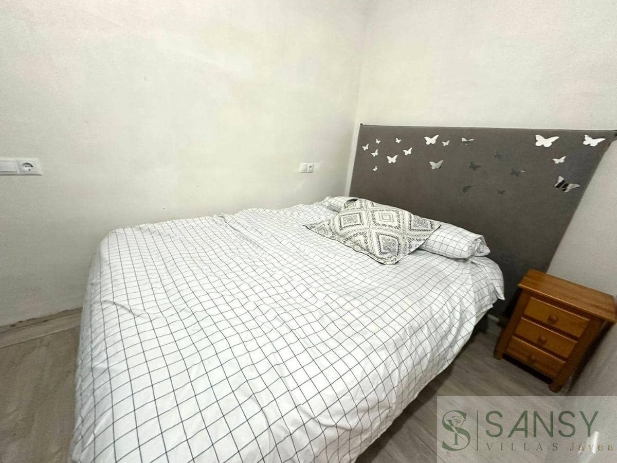 4 slaapkamer Halfvrijstaande villa te koop in Piles - € 146.000 (Ref: 9163306)