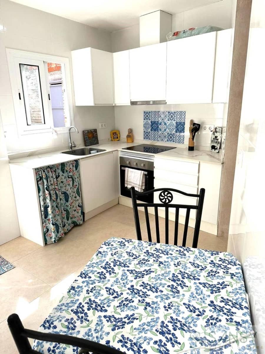 4 slaapkamer Halfvrijstaande villa te koop in Piles - € 146.000 (Ref: 9163306)