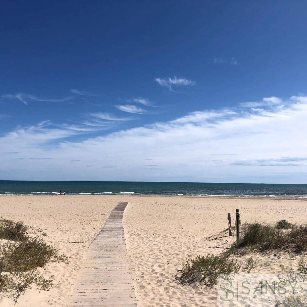 4 Zimmer Villa zu verkaufen in Oliva Nova mit Garage - 367.500 € (Ref: 9163307)