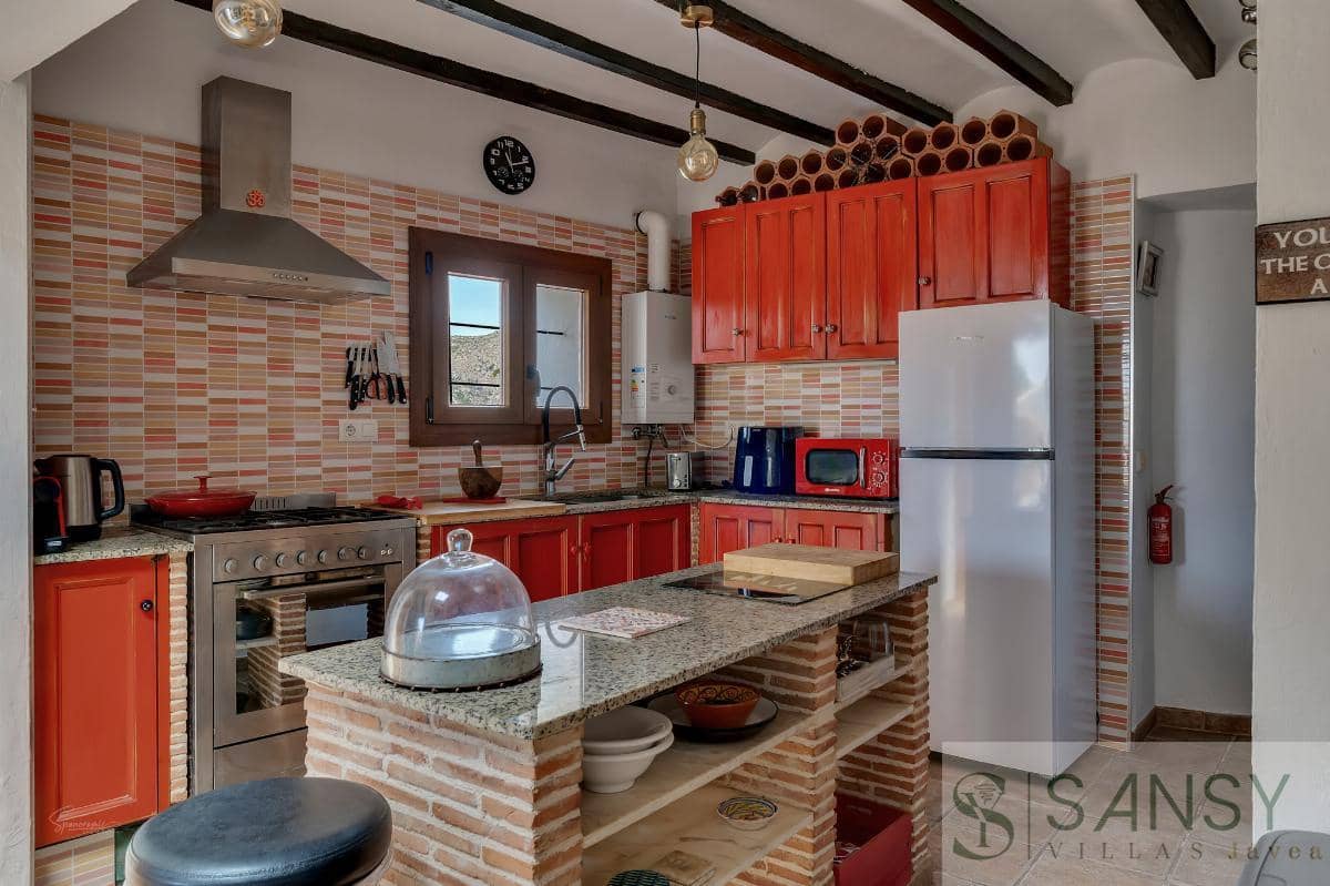 4 slaapkamer Finca/Landhuis te koop in Teulada met zwembad garage - € 525.000 (Ref: 9183173)