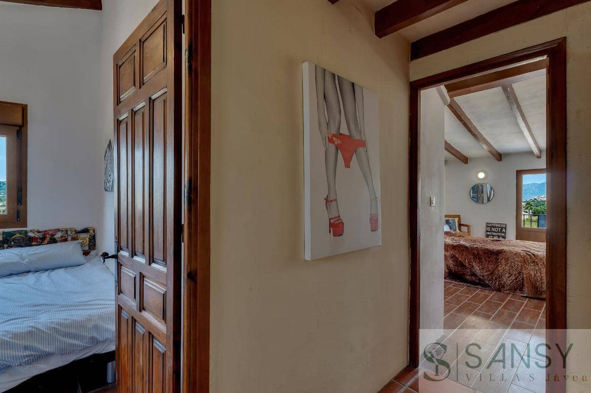 4 slaapkamer Finca/Landhuis te koop in Teulada met zwembad garage - € 525.000 (Ref: 9183173)