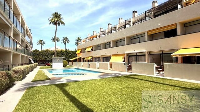 4 makuuhuone Omakotitalo vuokrattavana paikassa Centro ciudad, Javea / Xàbia mukana uima-altaan 
autotalli - 2 000 € (Ref: 9195127)