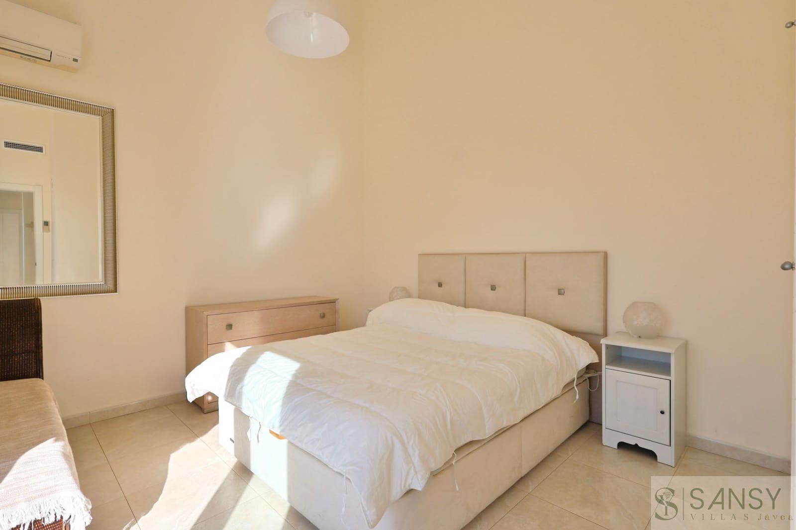 2 slaapkamer Flat te koop in Javea / Xabia met zwembad garage - € 399.000 (Ref: 9226054)