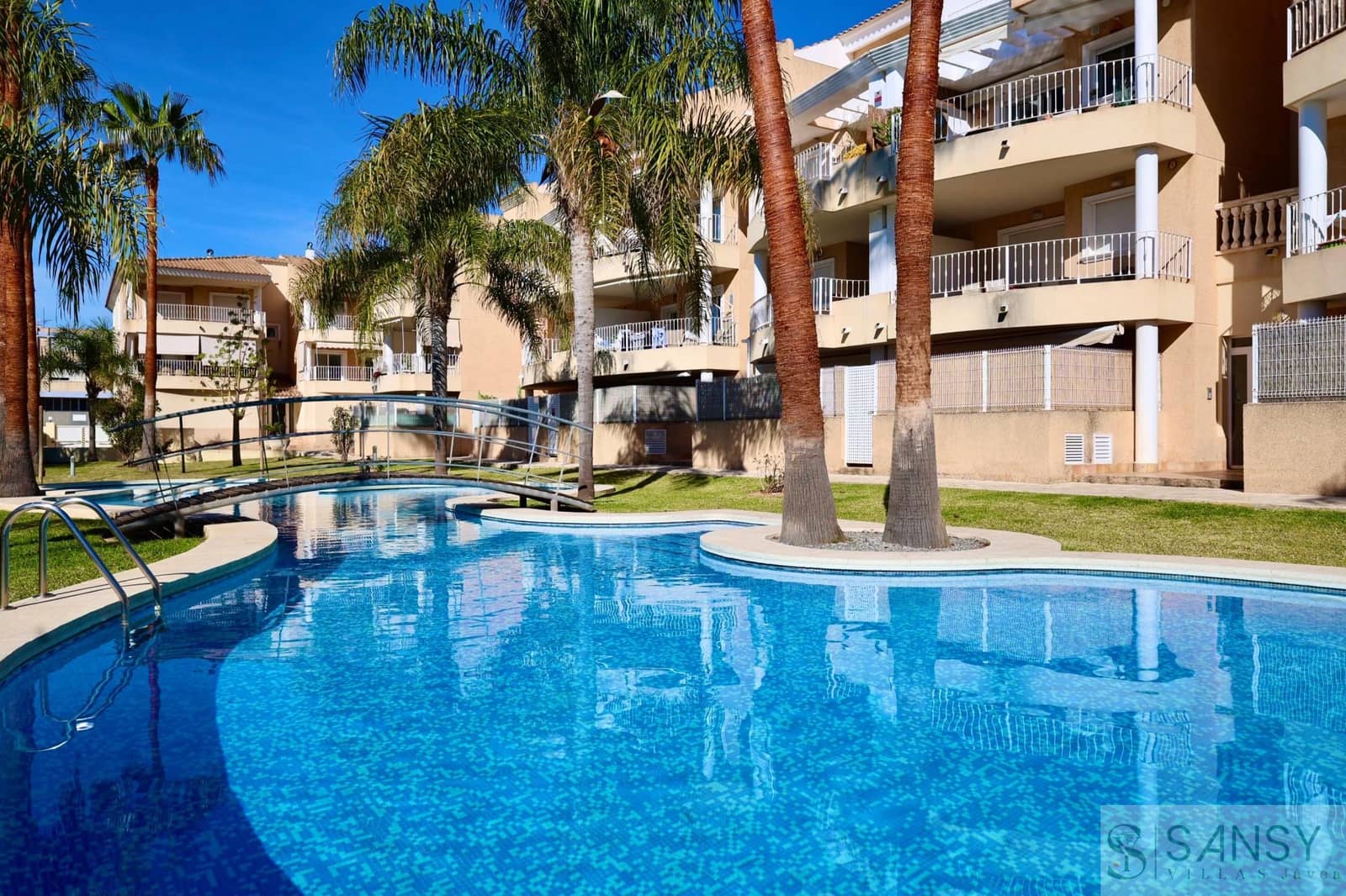 2 slaapkamer Flat te koop in Javea / Xabia met zwembad garage - € 399.000 (Ref: 9226054)