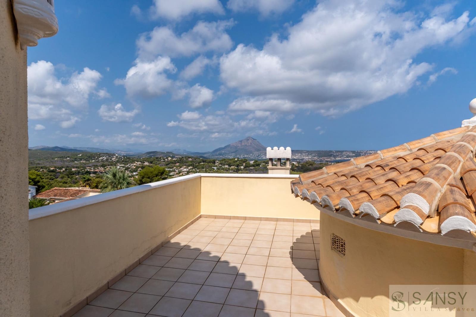 3 chambre Villa/Maison à vendre à Javea / Xabia avec piscine garage - 850 000 € (Ref: 9230242)