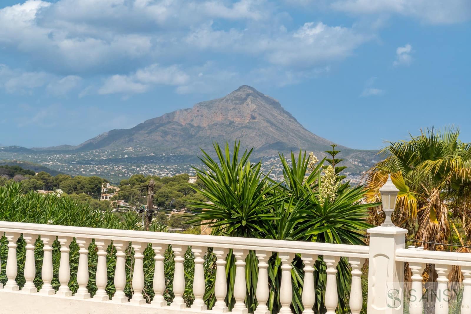 3 chambre Villa/Maison à vendre à Javea / Xabia avec piscine garage - 850 000 € (Ref: 9230242)