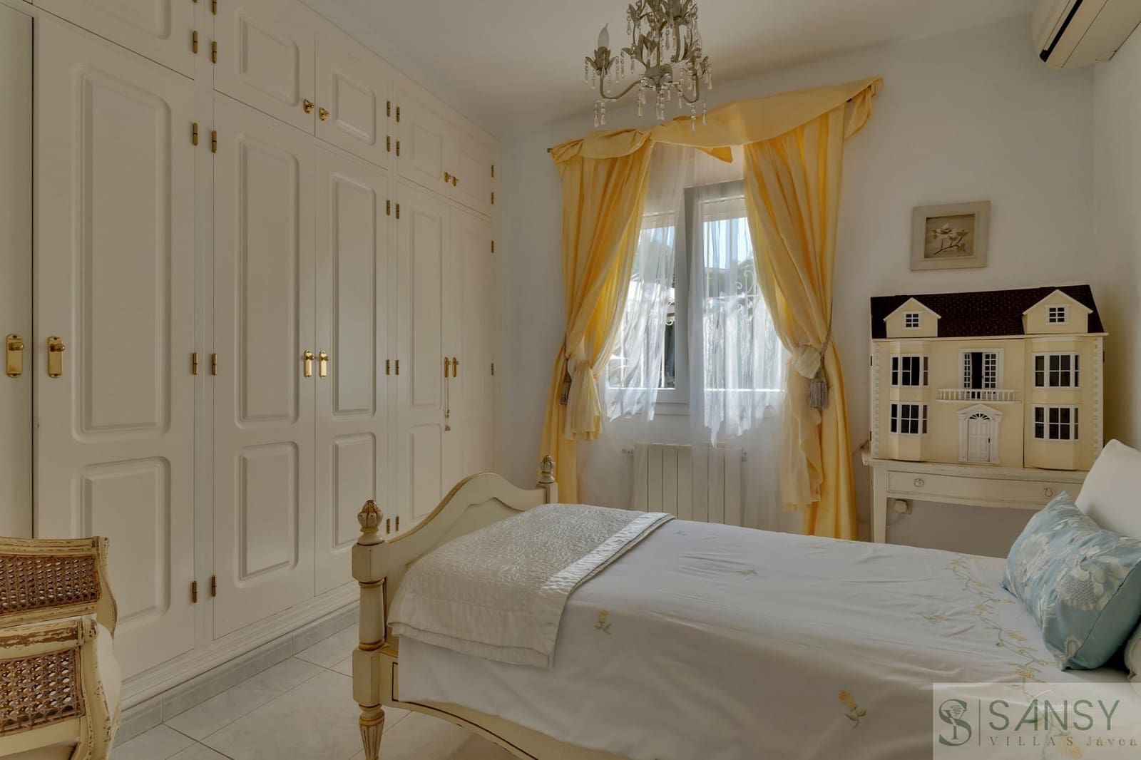 3 chambre Villa/Maison à vendre à Javea / Xabia avec piscine garage - 850 000 € (Ref: 9230242)