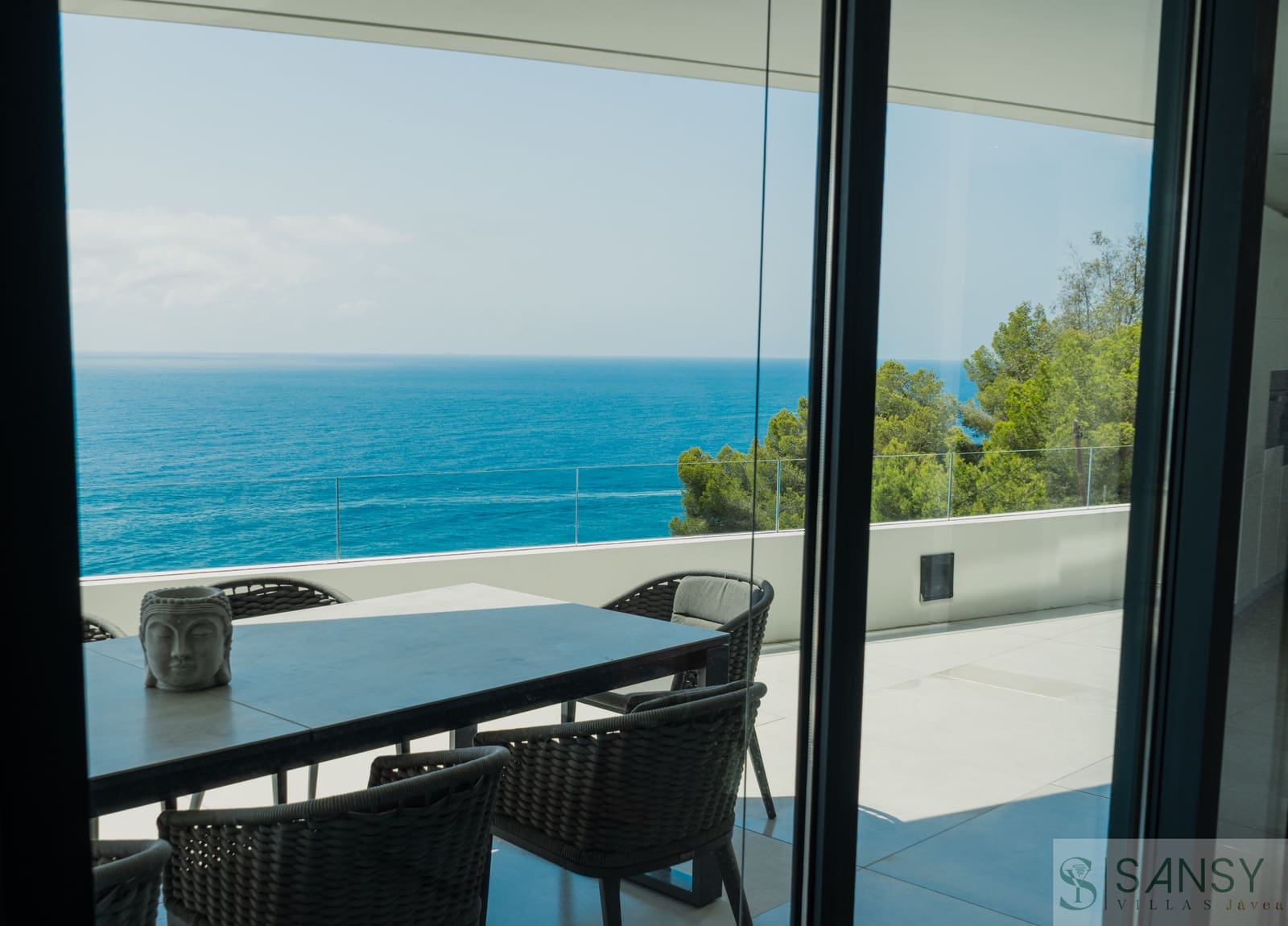 3 soveværelse Villa til salg i Ambolo med swimmingpool garage - € 4.250.000 (Ref: 9230243)