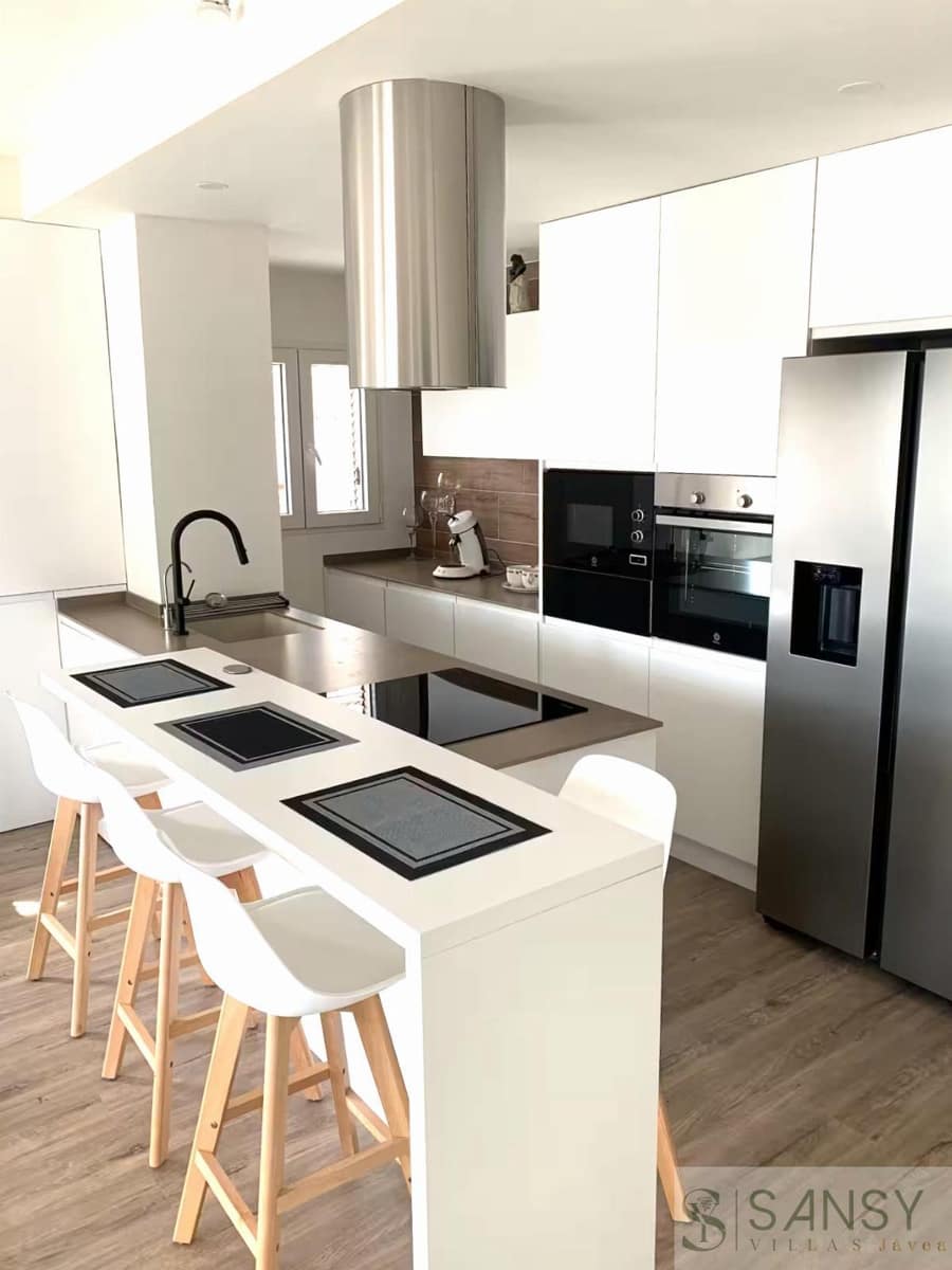 3 makuuhuone Huoneisto vuokrattavana paikassa Javea / Xabia mukana uima-altaan - 1 450 € (Ref: 9242540)