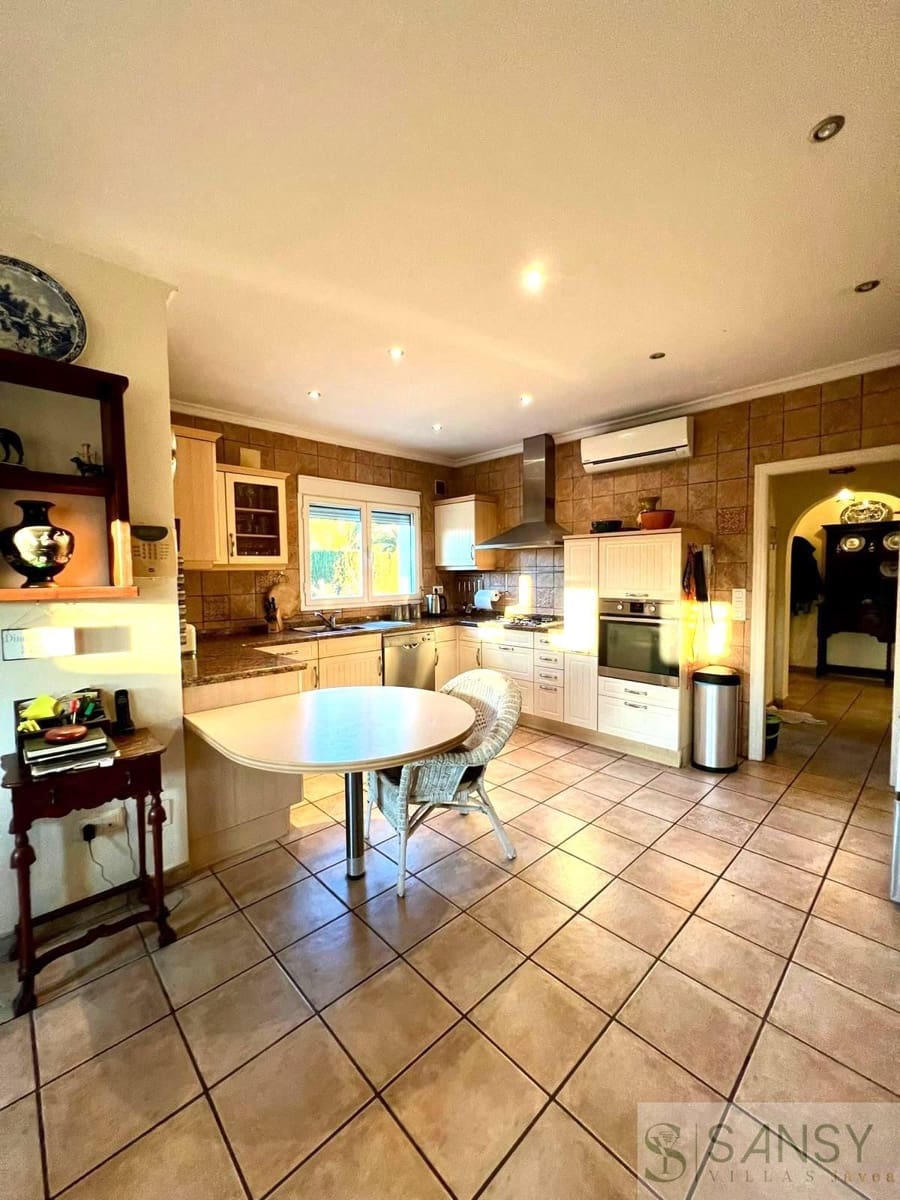 3 soverom Villa til salgs i Javea / Xabia med svømmebasseng - € 795 000 (Ref: 9254498)