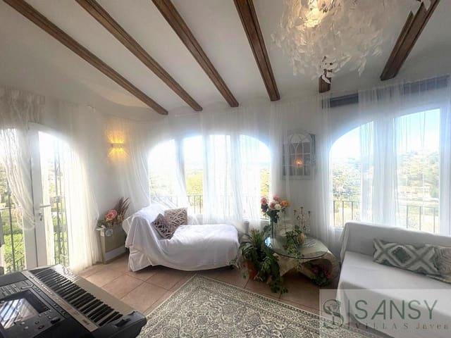 3 Zimmer Villa zu verkaufen in Cap Martí - El Tossalet - Pinomar, Javea / Xàbia mit Pool Garage - 695.000 € (Ref: 9279876)