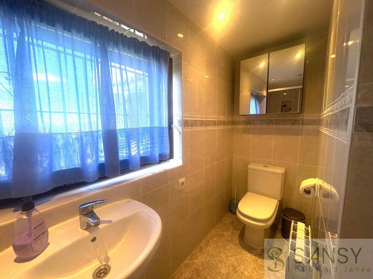 3 sovrum Villa till salu i Javea / Xabia med pool garage - 695 000 € (Ref: 9279876)